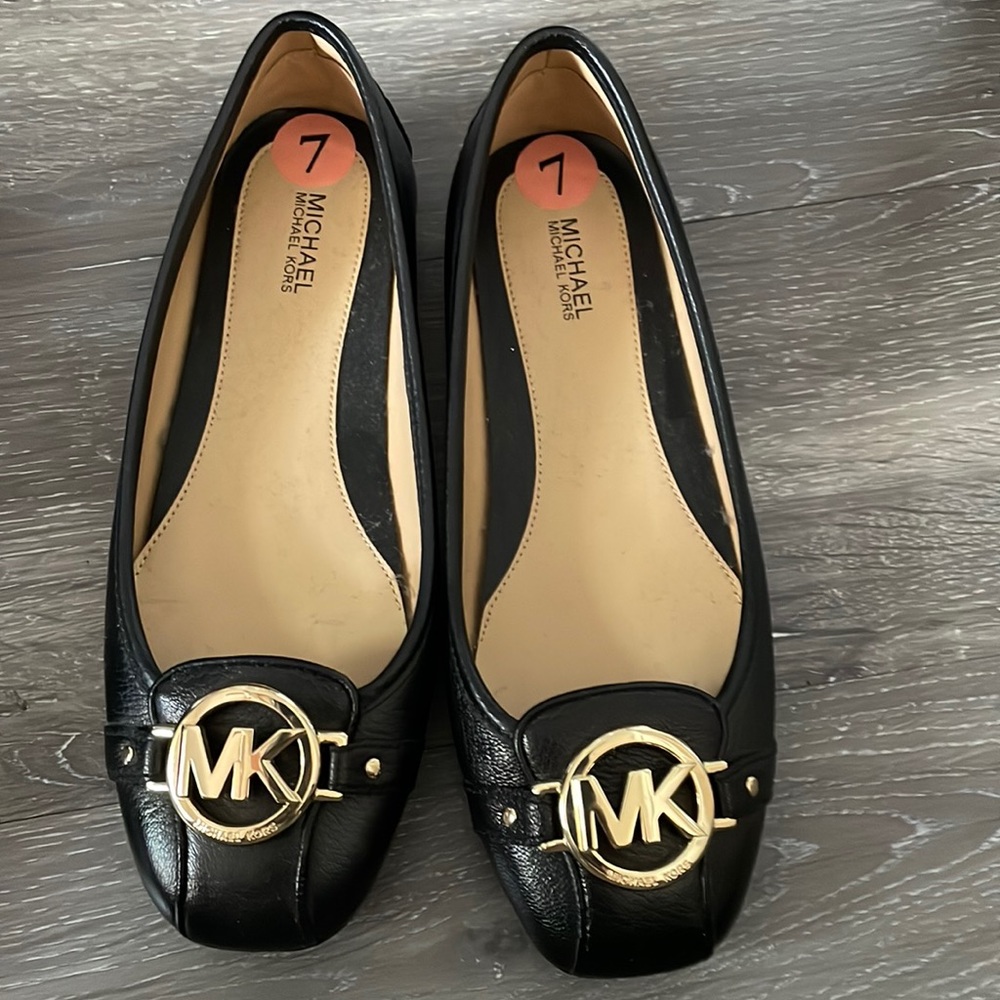 MK shoes